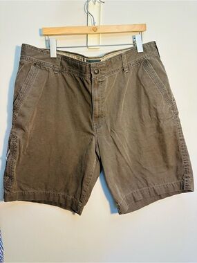 G.H. Bass & Co. Men’s Cotton Utility Shorts Olive Brown Size 42X10